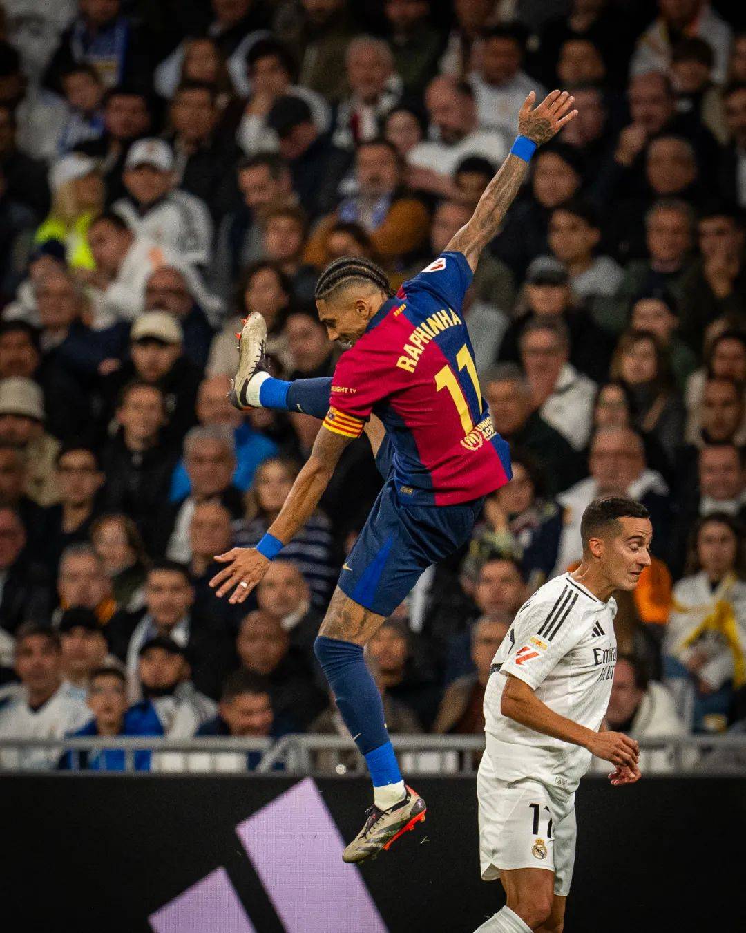 巴萨惨遭逆转,客场失利收场 巴萨惨遭逆转,客场失利收场