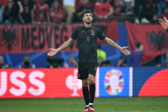 包含克罗地亚将对阵苏格兰,球队雄心勃勃的词条 包含克罗地亚将对阵苏格兰,球队雄心勃勃的词条