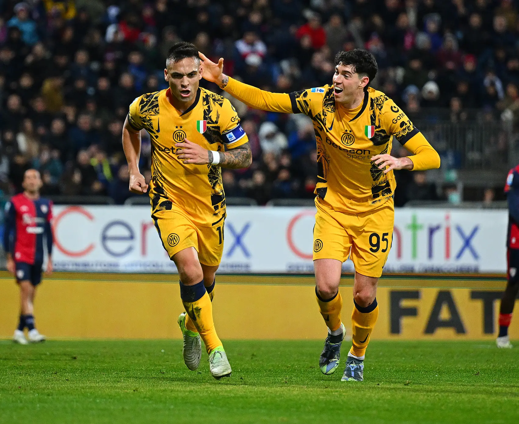 包含意大利队险胜葡萄牙,德布劳内梅开二度亚洲杯的词条 包含意大利队险胜葡萄牙,德布劳内梅开二度亚洲杯的词条