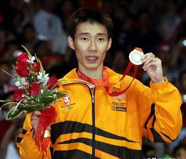 关于中国羽毛球队碾压日本羽毛球队,李宗伟打破历史纪录的信息 关于中国羽毛球队碾压日本羽毛球队,李宗伟打破历史纪录的信息