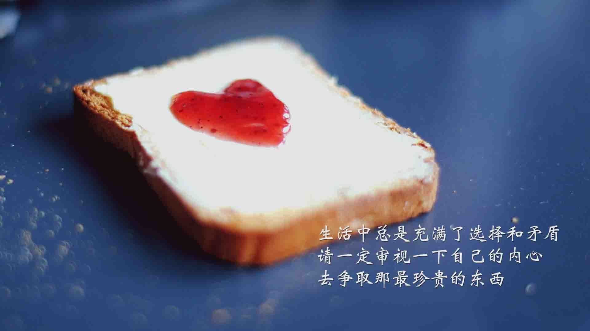 大西洋彼岸的纪录轰鸣,天山脚下的连胜终结,篮球世界的双重奏