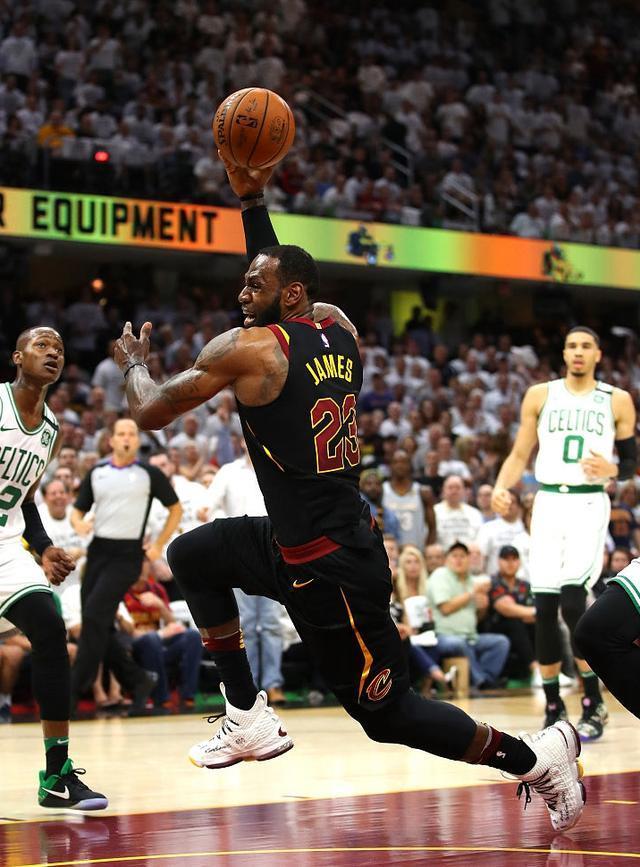 季后赛抢七之夜,浓眉大场面先生 季后赛抢七之夜,浓眉大场面先生